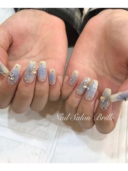 エスフィーネイルサロン ブリーユ(Esfy nailsalon Brille)/水色チーク