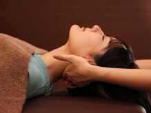 ヴォーチェ(VOCE)の雰囲気（首を優しく牽引し、ストレートネックや首肩こりをしっかりケア）