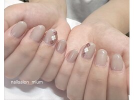 アーガイル柄ネイル