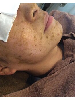 エステティック マームサロン(ma'am salon)/24金ハーブ