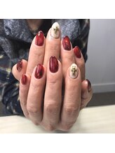ヒトミネイルズ(Hitomi Nails)/