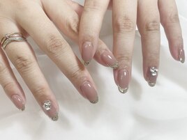 ガラスフレンチ&ストーンネイル
