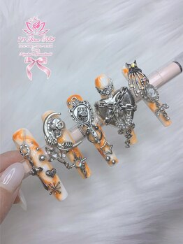 リナスパ(79LINA SPA)/ハロウィンネイル