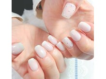 爪ソウシャイン(爪 SO SHINE)/シアーホワイト★スタッズ