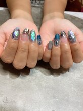 エム(em)/青ネイル