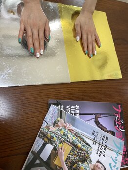 スマートドレッサー(Smart Dresser)/手が綺麗に見えるのはどっち?