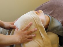 ハンズオン青葉店の雰囲気（PCで酷使している眼にはヘッドリフレクソロジーがお薦めです！）