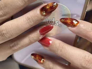 ボルドーべっ甲ネイル