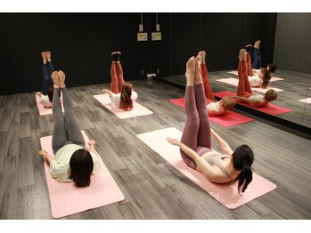 ハピジョイ(Happi Joy)/人気のマットピラティス