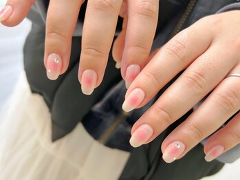 アイ アンド ネイル ロカヒ(Eye & nail LOKAHI)/ピンクチーク