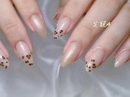 定額A・豹柄ネイル