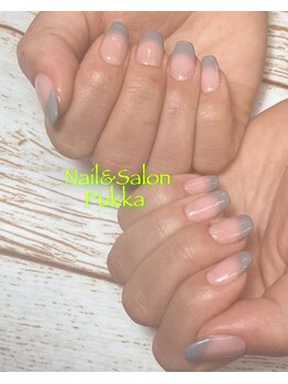 プッカ(Pukka)/*オフィスネイルにも人気:*