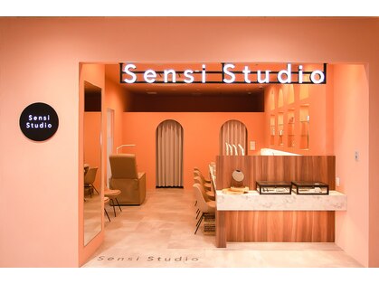 センシスタジオ 流山おおたかの森S C/FLAPS店(Sensi Studio)の写真