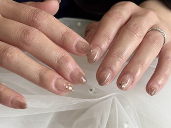 サンカリネイル バイ ヴァラ 新居浜 船木店(sankari nail by VALLA)の写真/韓国発【VALLA NAIL】を使用した上品なうるツヤちゅるんネイル。お仕事・日常に馴染むネイルが楽しめます♪