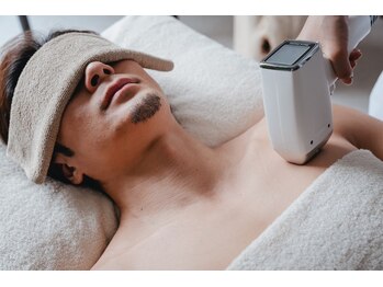 ビトウェルネス 池尻大橋(Bi to wellness)の写真/安心の完全個室プライベート空間・都度払いで、他メニューと組み合わせも可能！痛みの少ないLED脱毛採用。