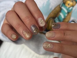 グレージュネイル