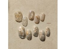 シルニー リム(Silny rim)/アシンメトリーニュアンスネイル