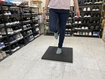 ナカザワ(NAKAZAWA)/バランス感覚を呼び覚ます