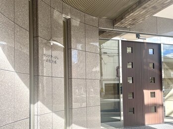 オンリーユータイム(ONLY YOU TIME)/マンション1階です。