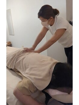 フローアールスタイル(flow Rstlye)/腰痛を軽く、コリと相談します