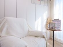 ハグネイル 保谷(Hug nail hoya)の雰囲気（現在１００色程のカラーをご用意しております♪）
