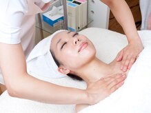 メナード フェイシャルサロン クレリエール/デコルテマッサージ