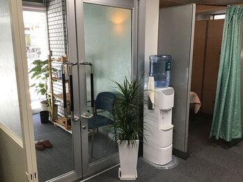 一心整体院/二重になっている入り口