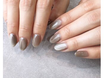 ネイルスタンド(NAIL STAND)/Magnet