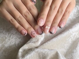 変形フレンチネイル