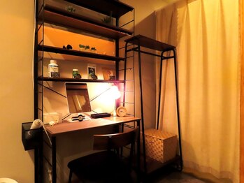 ドルミール/コンパクトな待合室