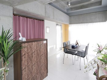 アンダンテ(Andante)/受付け、カウンセリングスペース