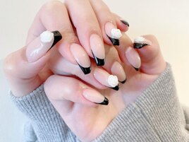 黒フレンチ×薔薇ネイル☆