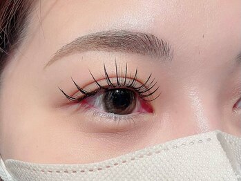 アンネ 伊丹店(ANNE)の写真/《駐車場完備／美眉スタイリング》骨格に合わせた黄金比デザインで、ナチュラルに美しく映える眉に◎