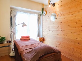 アルバ暁子鍼灸治療院(alba暁子鍼灸治療院)の写真/≪落ち着くプライベート空間でリラックス≫日頃の生活で知らず知らずに凝り固まった緊張をほぐす時間を◎