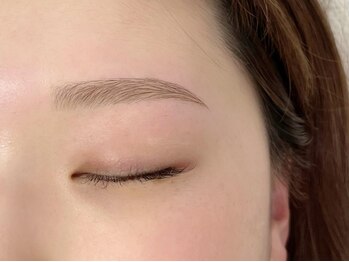 トト 姪浜(tto.)の写真/眉迷子の救世主!骨格から見極めるオーダーメイド眉で、洗練された“似合う”を発見◎