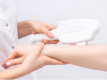 アイアイくらぶ美容部の写真/【小学生から通える脱毛サロン◎】脇・鼻下990円～のお得なメニューや嬉しい学割もご用意しております♪