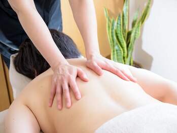 アンド アロマ(& aroma)/オールハンドでお身体の改善ケア