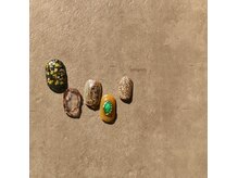 シルニー リム(Silny rim)/アシンメトリーニュアンスネイル