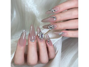 クイーンズビューティーサロン 新宿本店(Queen's beauty salon)/チップ長さだしやり放題