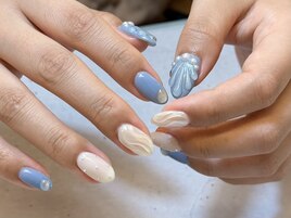 ぷっくりシェルネイル