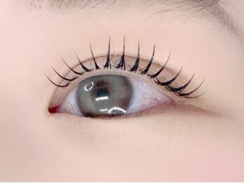 ピノ(Pino)の写真/◇最新技術◇【長持ち】重視のサロンを探している方に◎≪LEDエクステパーマ≫でずっと綺麗な目元をキープ!