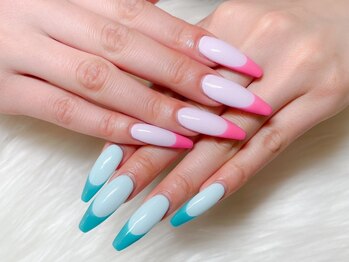 ルアナ(Luana.)/緑ピンクバーチャルフレンチ