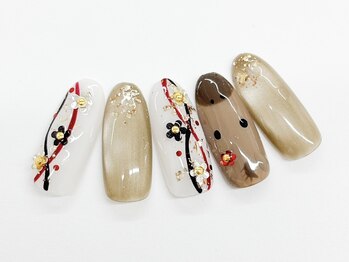 コルン/午年ネイル