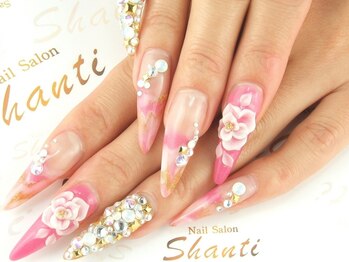 ネイルサロン シャンティ 横浜(Nail Salon Shanti)の写真/《スカルプ付け放題¥12980》デザイン持ち込みも◎高技術なスタッフが理想のネイルを叶える大人気サロン♪