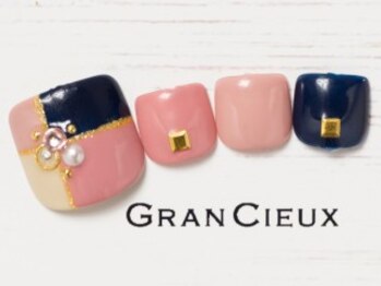 クアトログランシュ 青葉台(QUATRO×GranCieux)/ブロッキングフットネイル