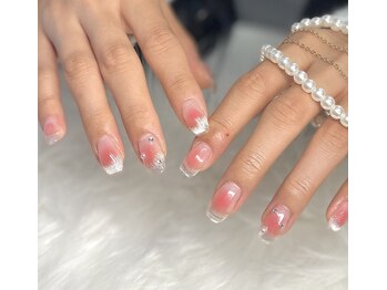 ワイワイディーエス(YYDS)/