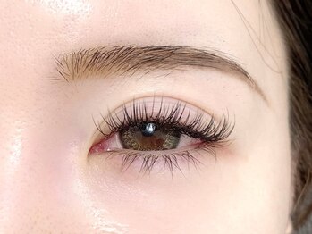 カラーズ(colors)の写真/【フラットラッシュ100本¥4960/120本¥5360】豊富なカラバリご用意◎mixカラーで自分好みの垢抜け目元にも♪