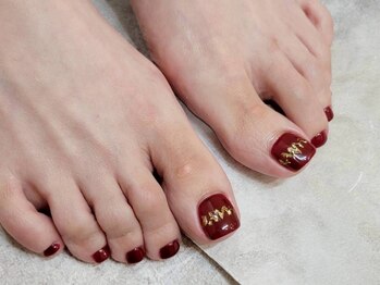 グラムスラム(GLAMSLAM)の写真/【パラジェル認定】足元まで抜かりなくオシャレ♪フットもトレンドデザイン多数で可愛い足元に♪