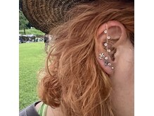 オミンゴ(omingo)の雰囲気（耳ツボ×イヤカフあわせてもGOOD☆）