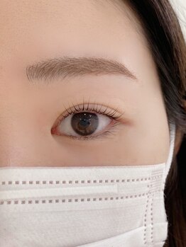 ナチュラル上品な目元にしたい